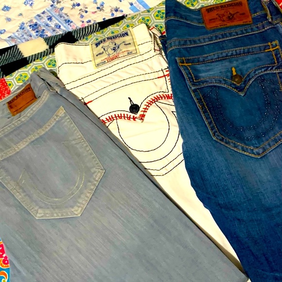TRUE RELIGION JEANS - Picture 2 of 16